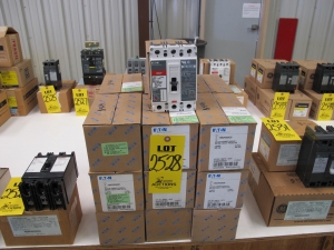 LOT (19) BREAKERS, CIRCUIT TYPE, MAGNETIC KIND, 3 AMP RATING, 600 AC VOLT RATING, 3 POLE. MOLDED CASE STATEMENT VENDOR IS AUTHORIZED MFR REPRESENTATIVE DOCUMENT. MCCB IS DIRECTLY TRACEABLE TO MFR. OBSOLETE MM 10087256 IS REPLACED BY MM 10159399 PER SEE 080017. PART # CUTLER HAMMER (W-44) LOADING & HANDLING FEE $5-